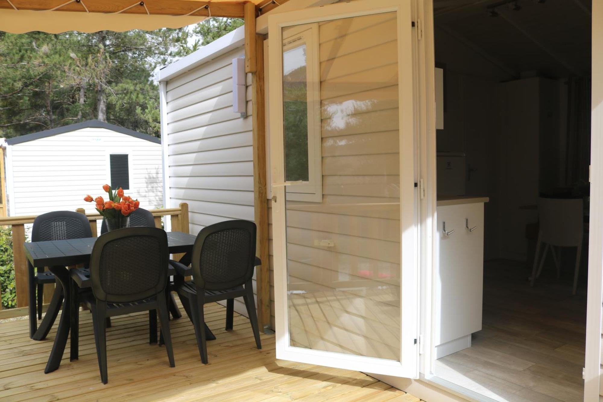 Camping Rcn Les Collines De Castellane Ruang foto